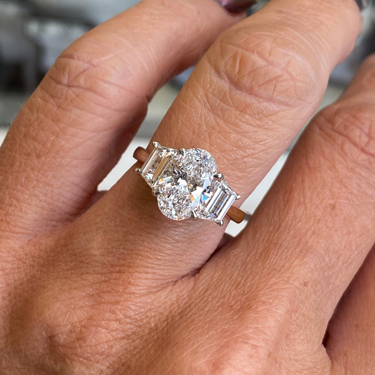 18ct Gold Trilogy Engagement Ring | Lab Certificated 3.21ct