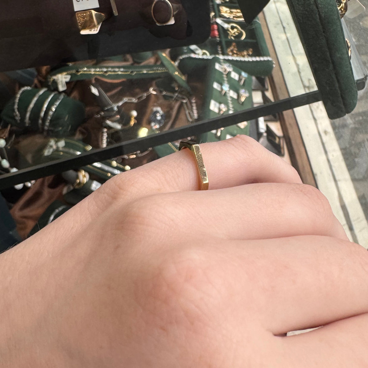 9ct Gold Hexagonal Band Ring