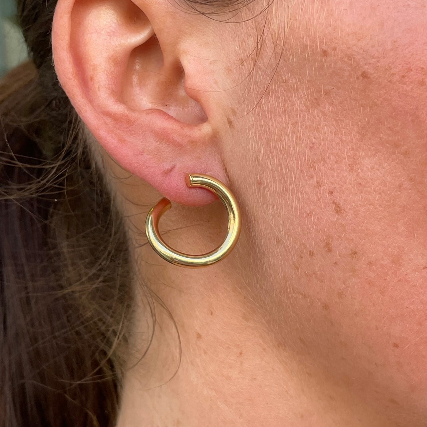 9ct Gold Front Facing Hoop Earrings