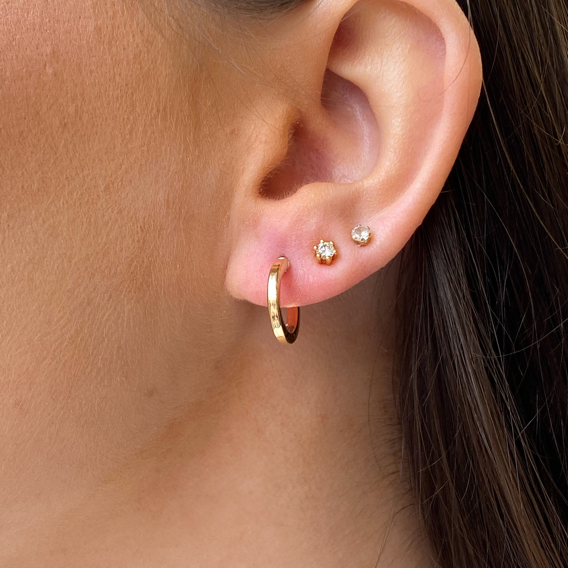 18ct Gold Classic 2mm Square Tube Hoop Earrings | 14mm - John Ross Jewellers
