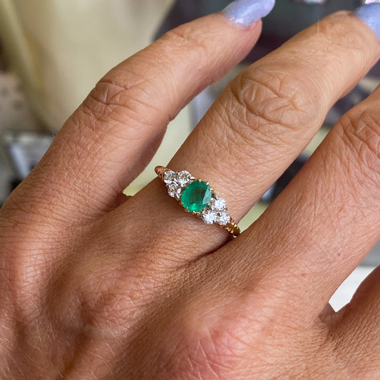 9ct Gold Emerald & Diamond Ring