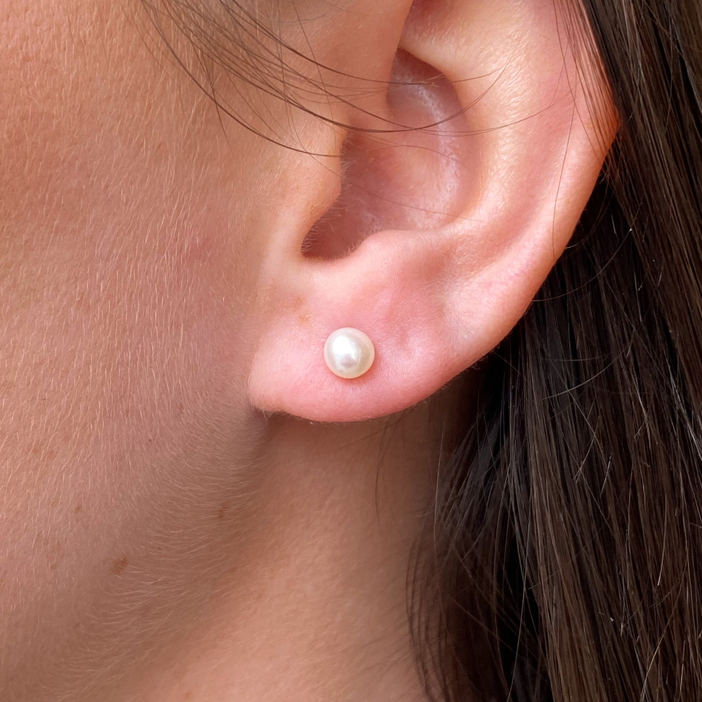 Silver Freshwater Pearl Stud Earrings | 5.5-6.0mm - John Ross Jewellers