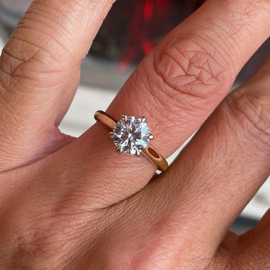 18ct Gold Solitaire Engagement Ring | 1.55ct Certificated Lab