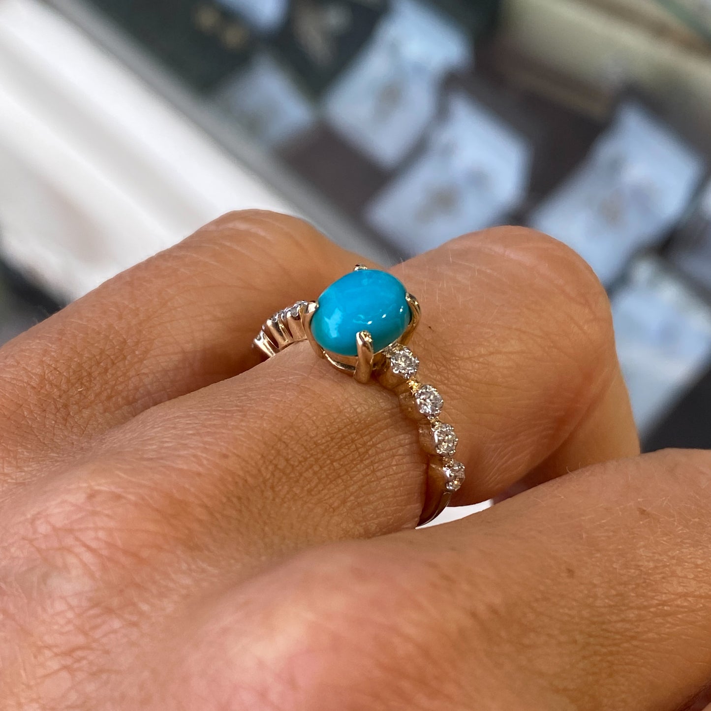 9ct Yellow Gold Turquoise & Diamond Ring