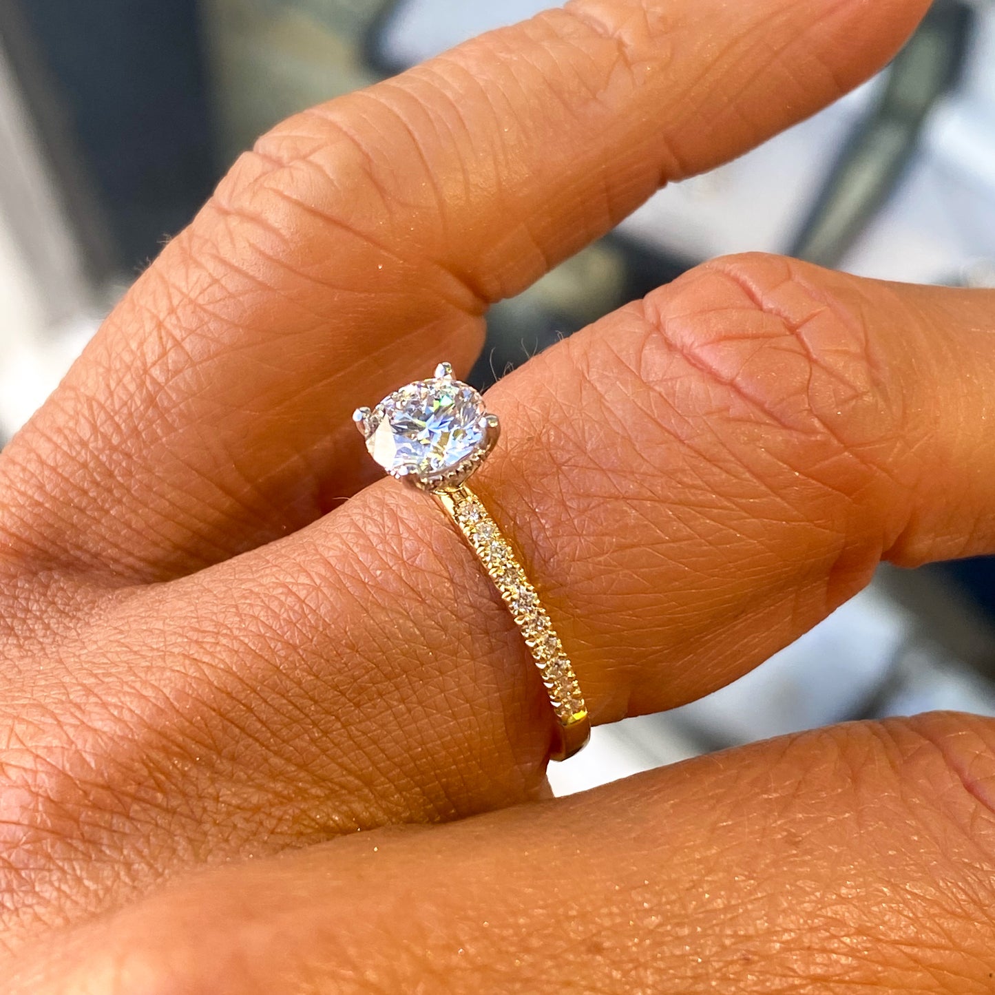 18ct Gold Solitaire Engagement Ring | Certificated Lab 1.01ct - John Ross Jewellers