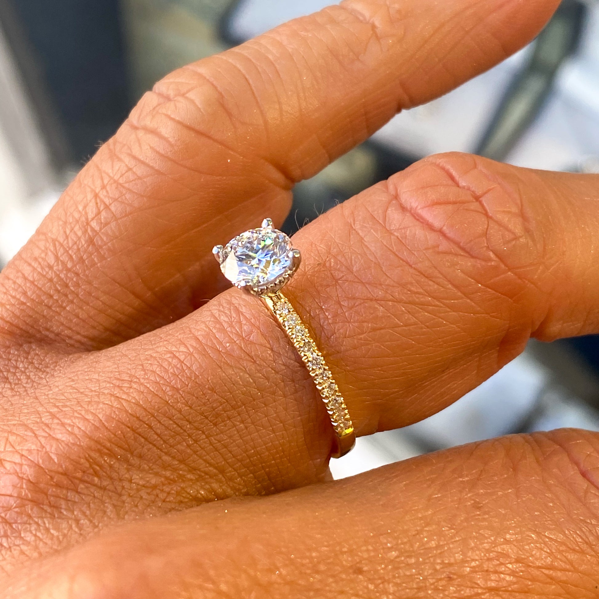 18ct Gold Solitaire Engagement Ring | Certificated Lab 1.01ct - John Ross Jewellers