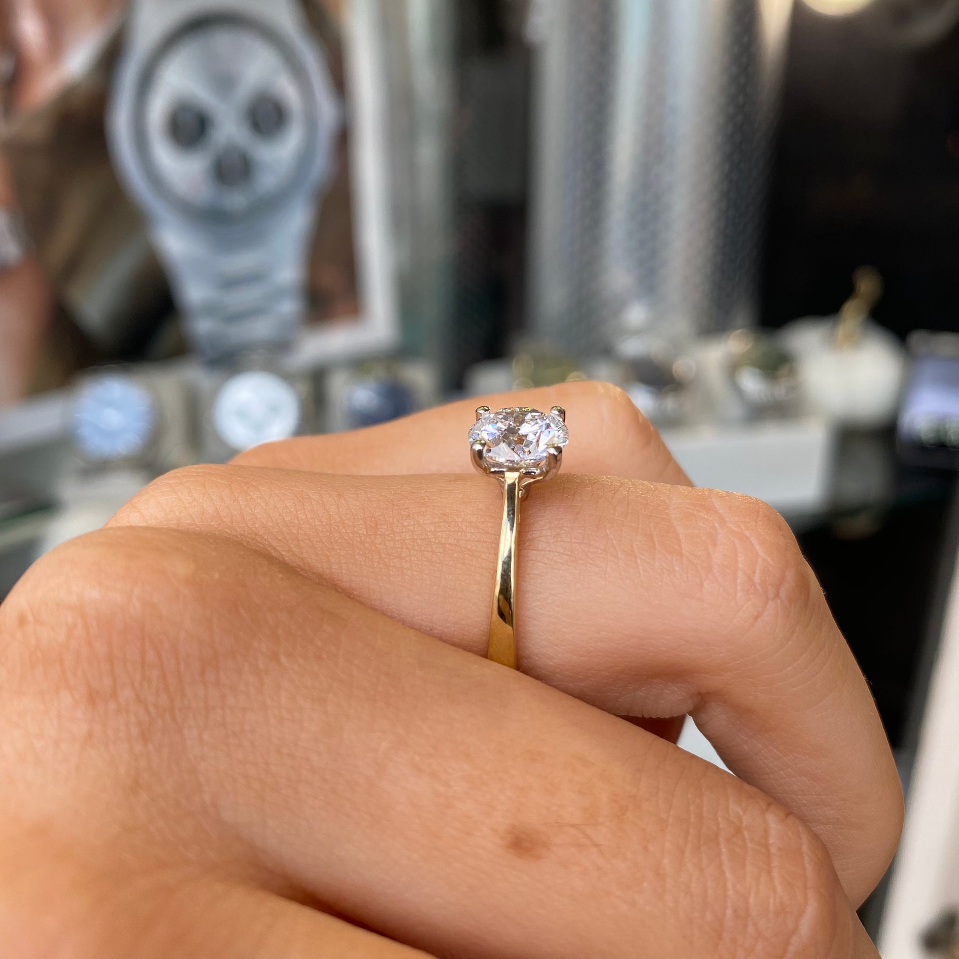 18ct Gold Solitaire Engagement Ring | Certificated Lab 2.00ct - John Ross Jewellers
