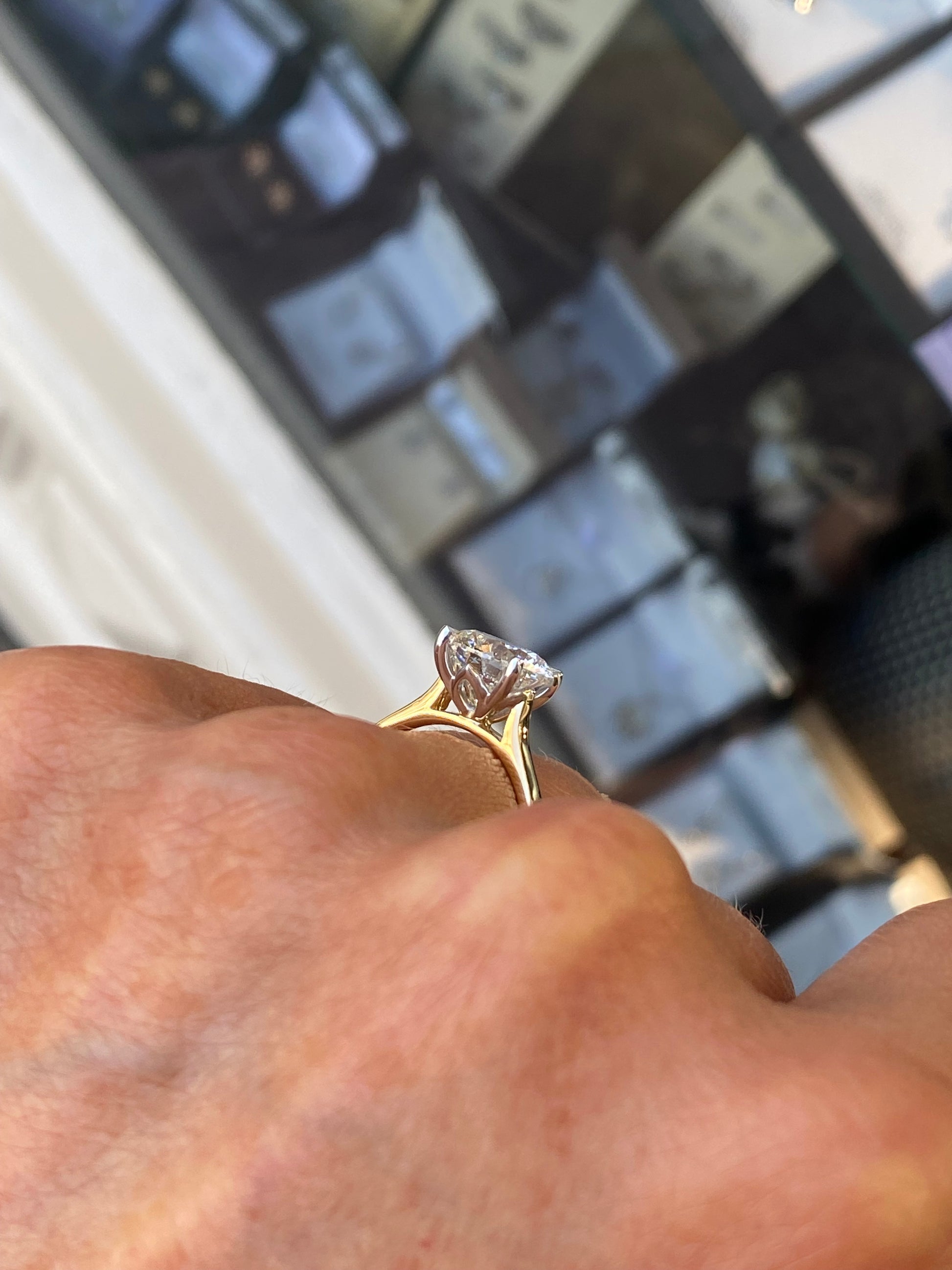 18ct Gold Solitaire Engagement Ring | Certificated Lab 3.00ct - John Ross Jewellers