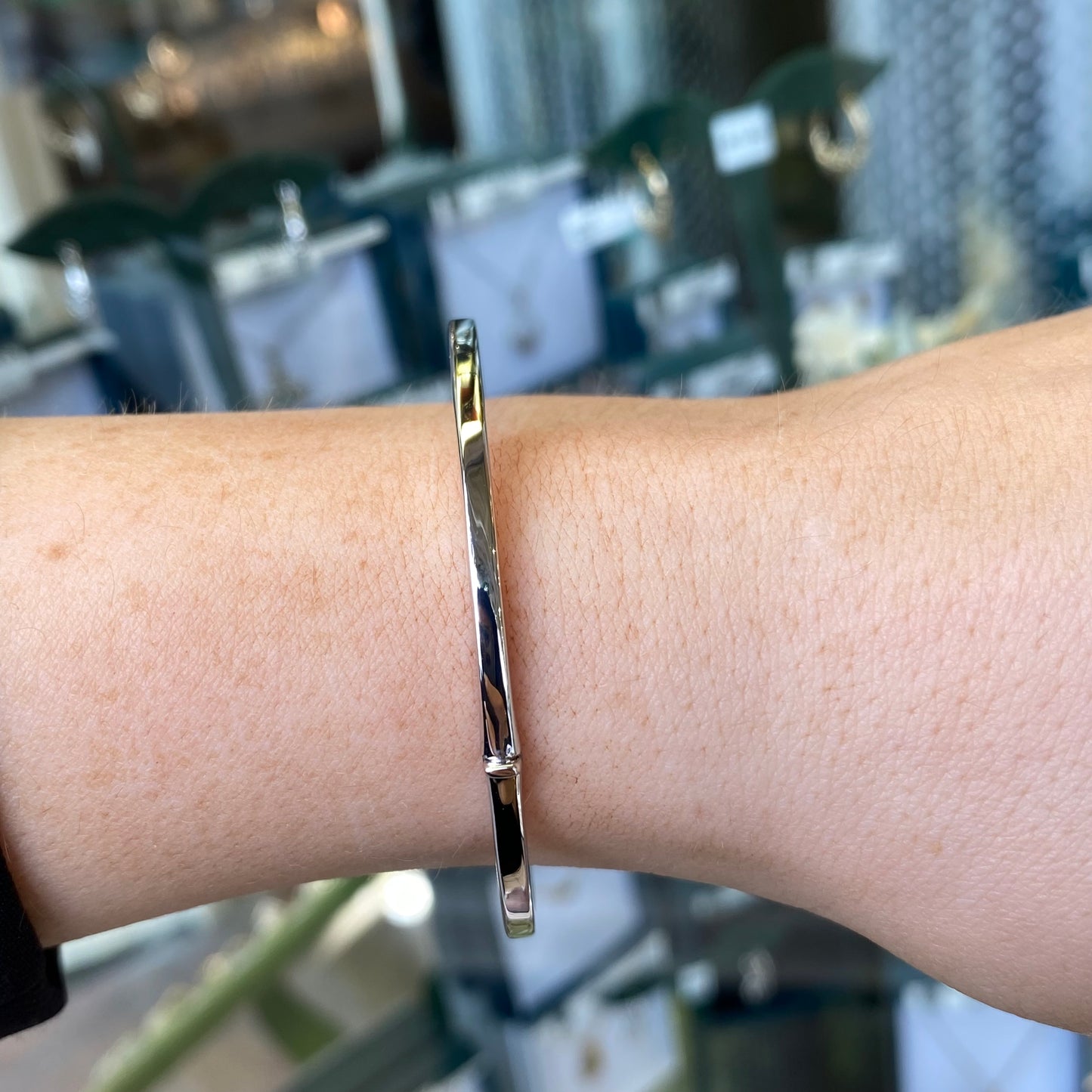 9ct White Gold Plain Polished Bangle | 2mm