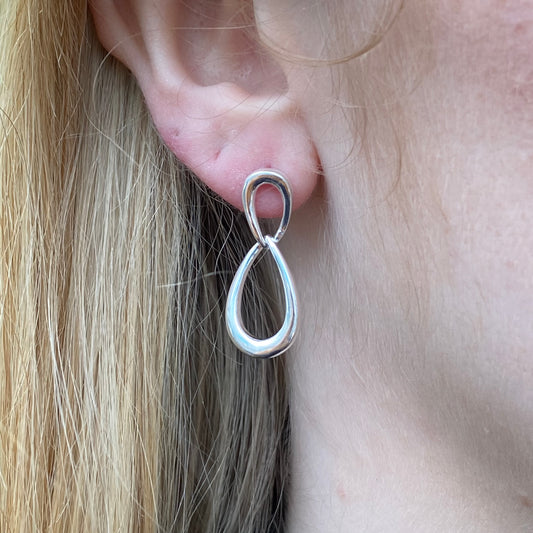 Silver Oval Twist Drop Earrings