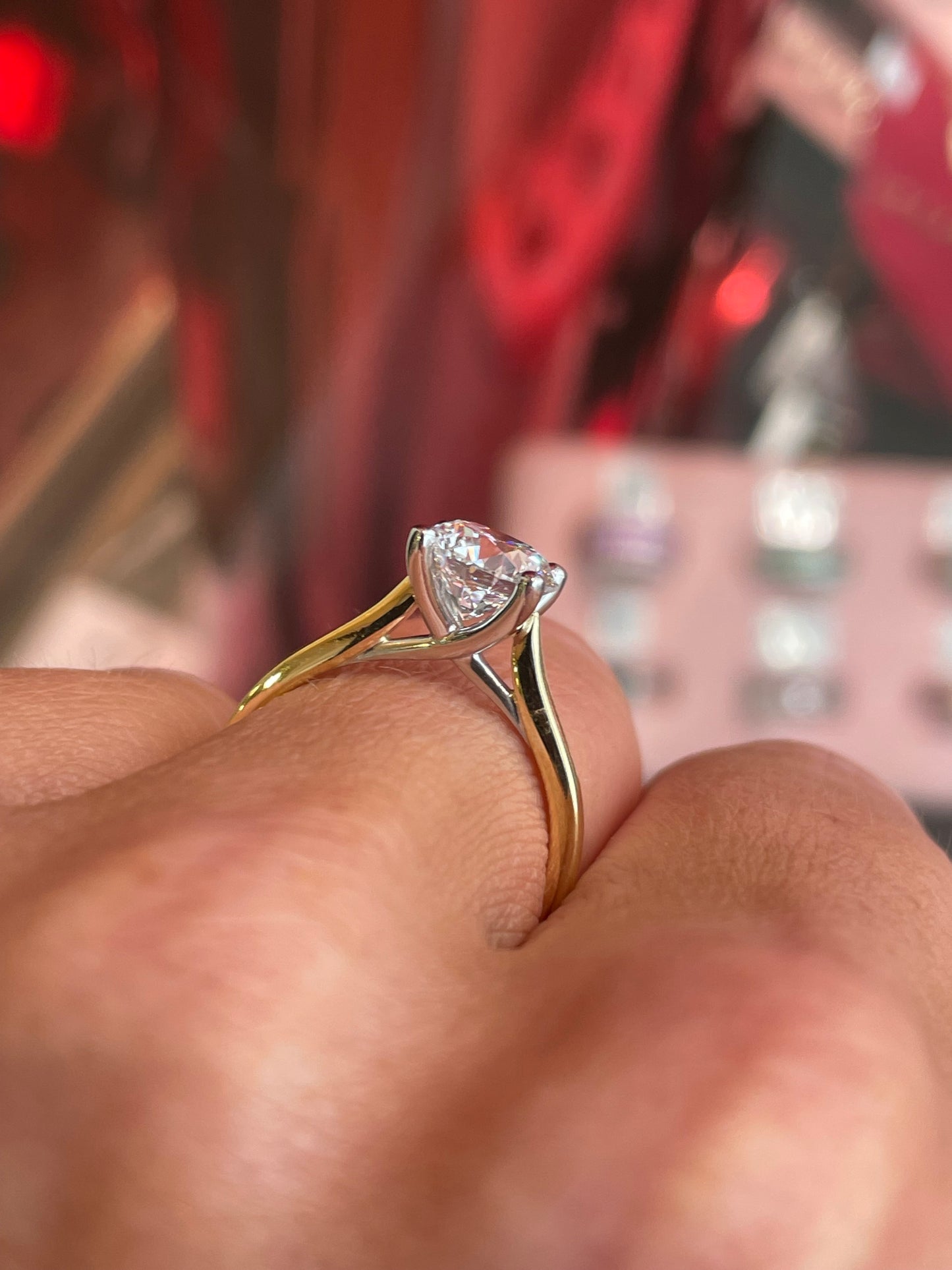 18ct Gold Solitaire Engagement Ring | 1.70ct Certificated Lab