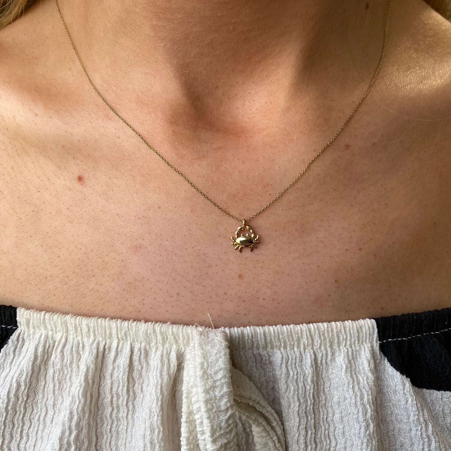 REBECCA Sentiment Necklace | Trust 9ct Yellow Gold - John Ross Jewellers