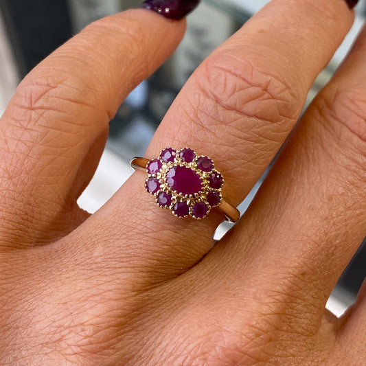 9ct Gold Ruby Ring