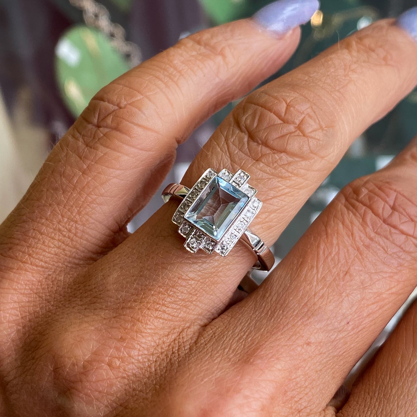 9ct White Gold Blue Topaz & Diamond Ring