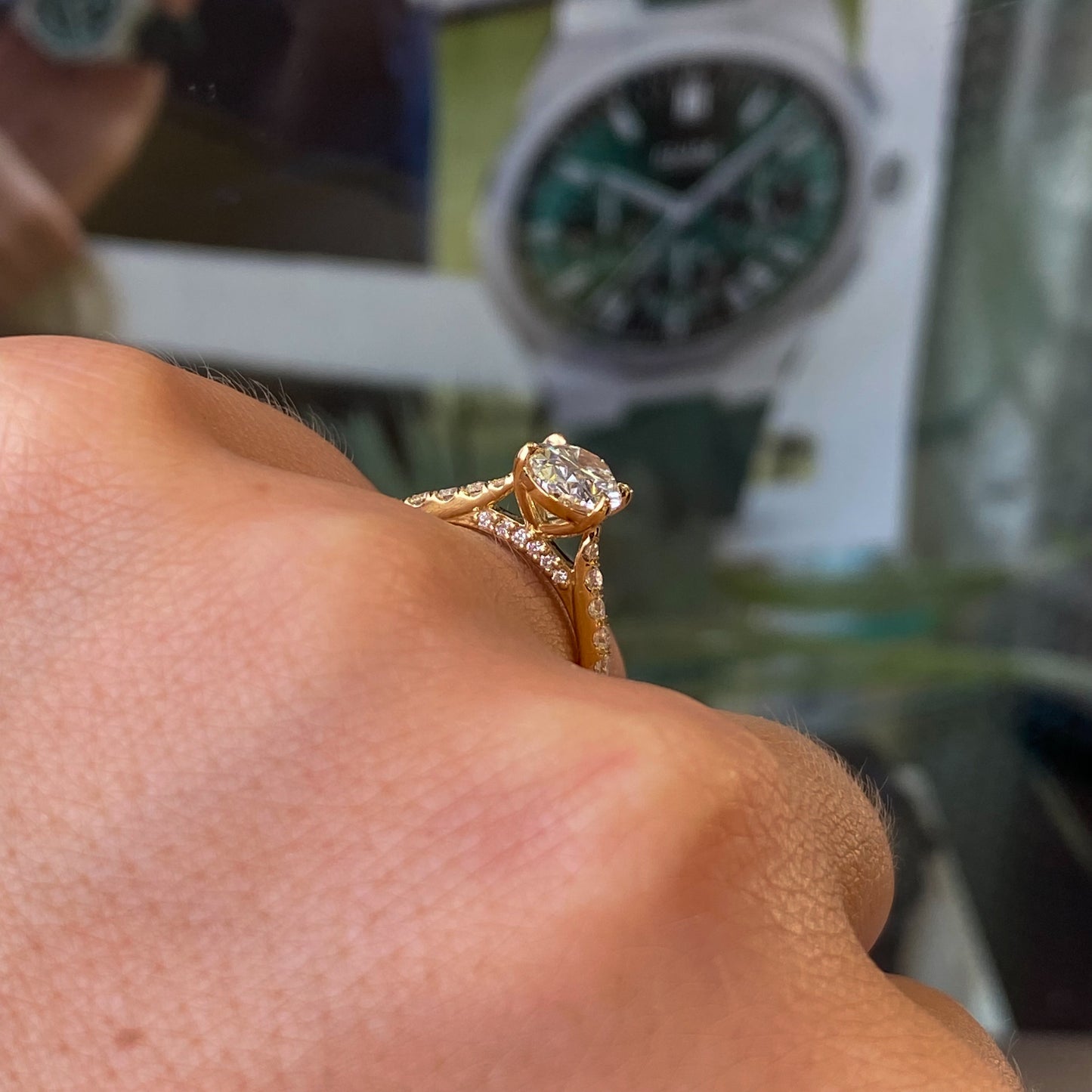 18ct Gold Oval Solitaire Engagement Ring | Certificated Lab 1.53ct - John Ross Jewellers