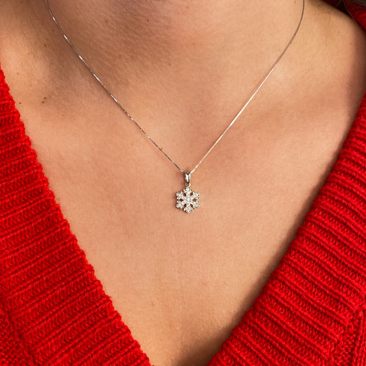 18ct White Gold Diamond Snowflake Necklace