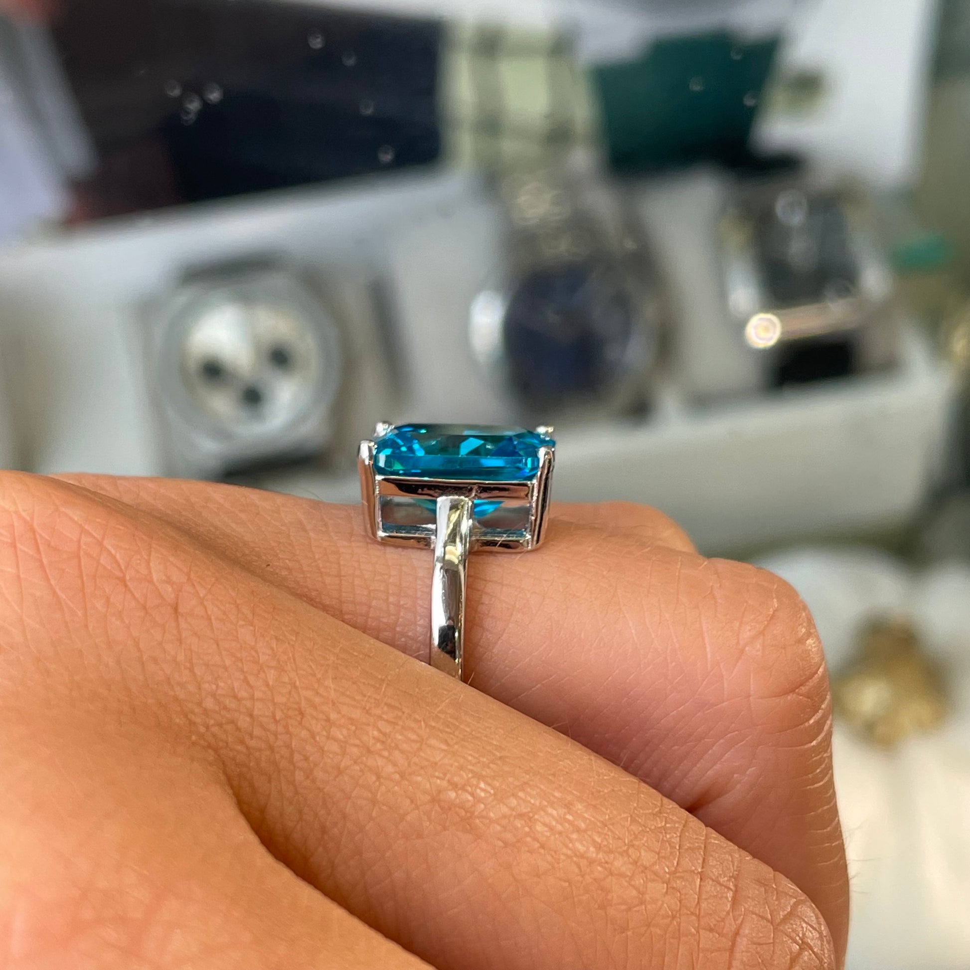 Silver Aqua CZ Statement Ring | 10mm x 8mm - John Ross Jewellers