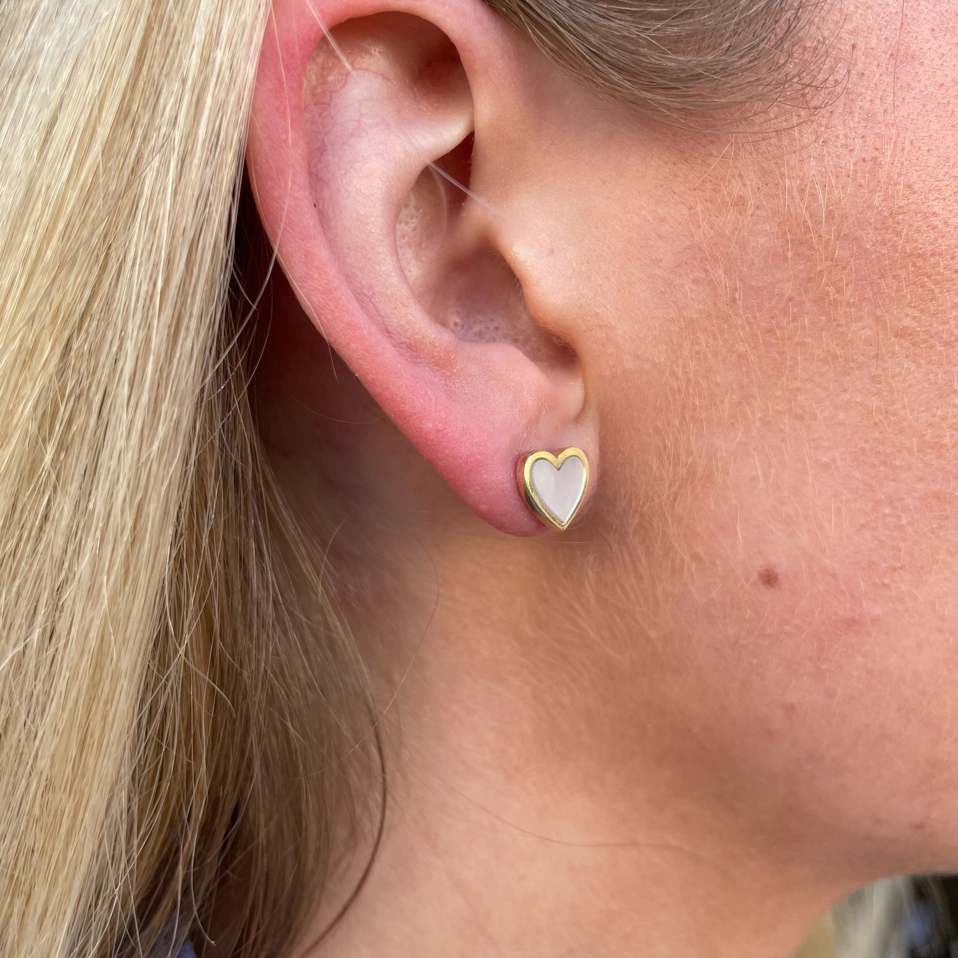 9ct Gold Mother of Pearl Heart Stud Earrings - John Ross Jewellers