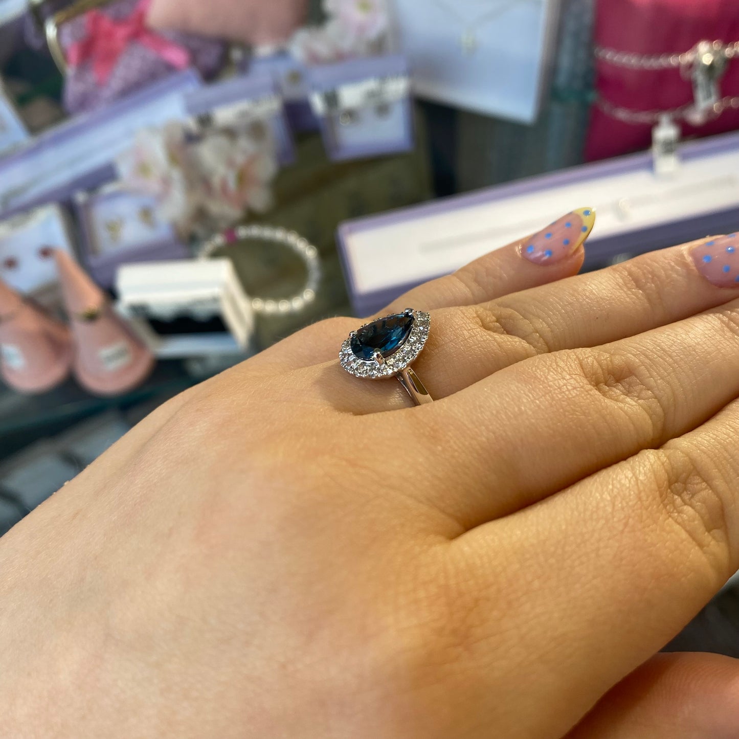 9ct White Gold London Blue Topaz & Diamond Ring