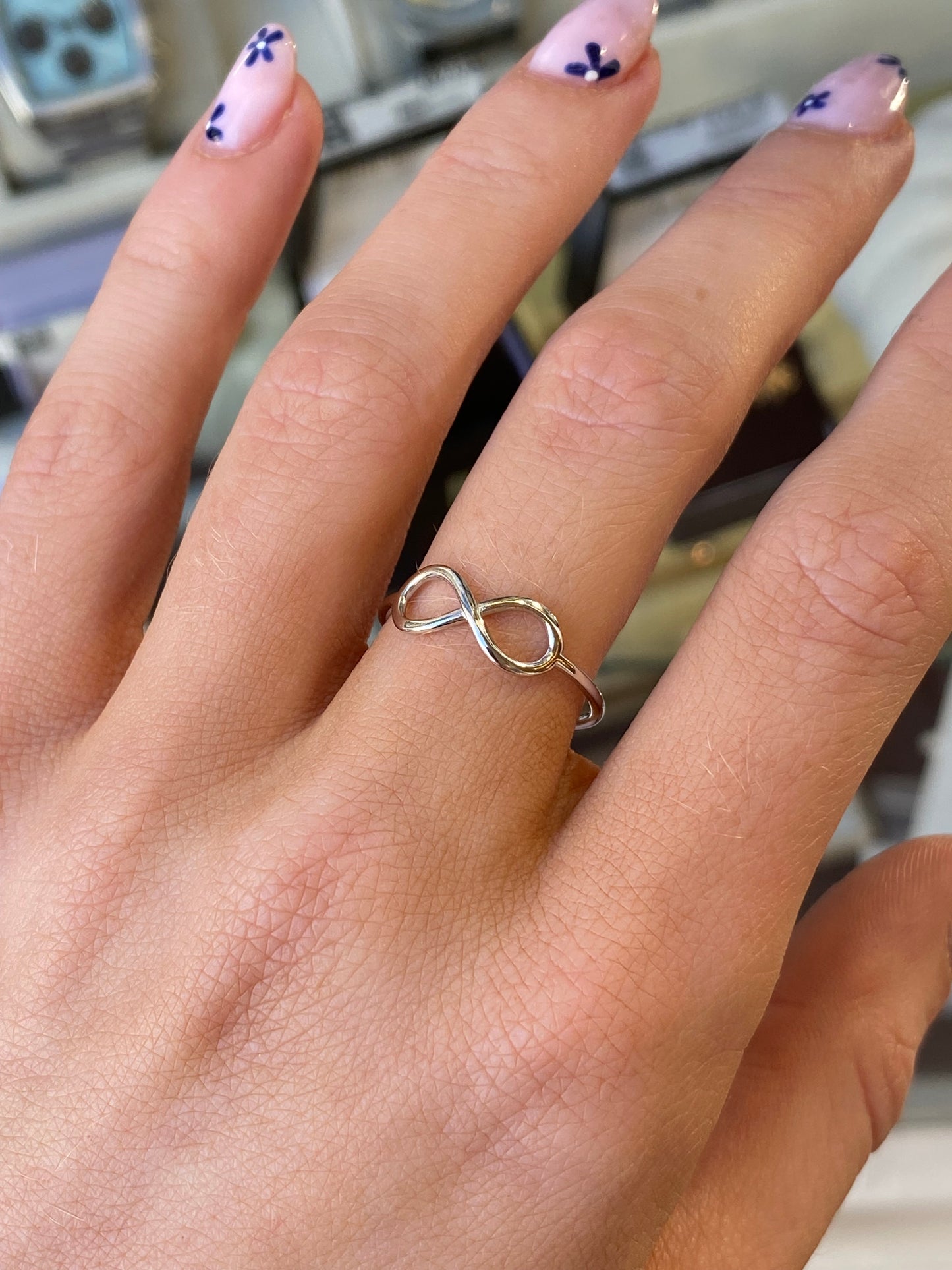Silver Simple Infinity Ring - John Ross Jewellers