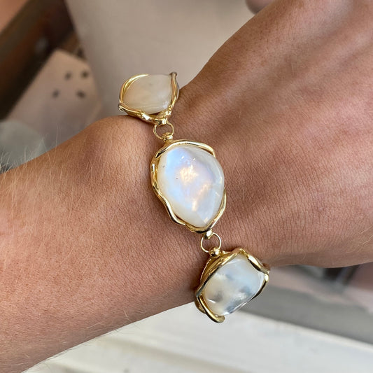 Bruno mother of pearl nugget bracelet featuring irregular pearl beads on a delicate gold chain.