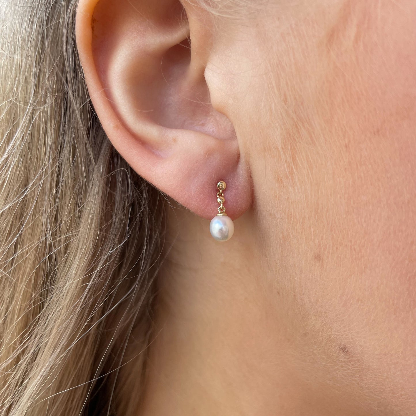 9ct Gold Freshwater Pearl Drop Earrings - John Ross Jewellers