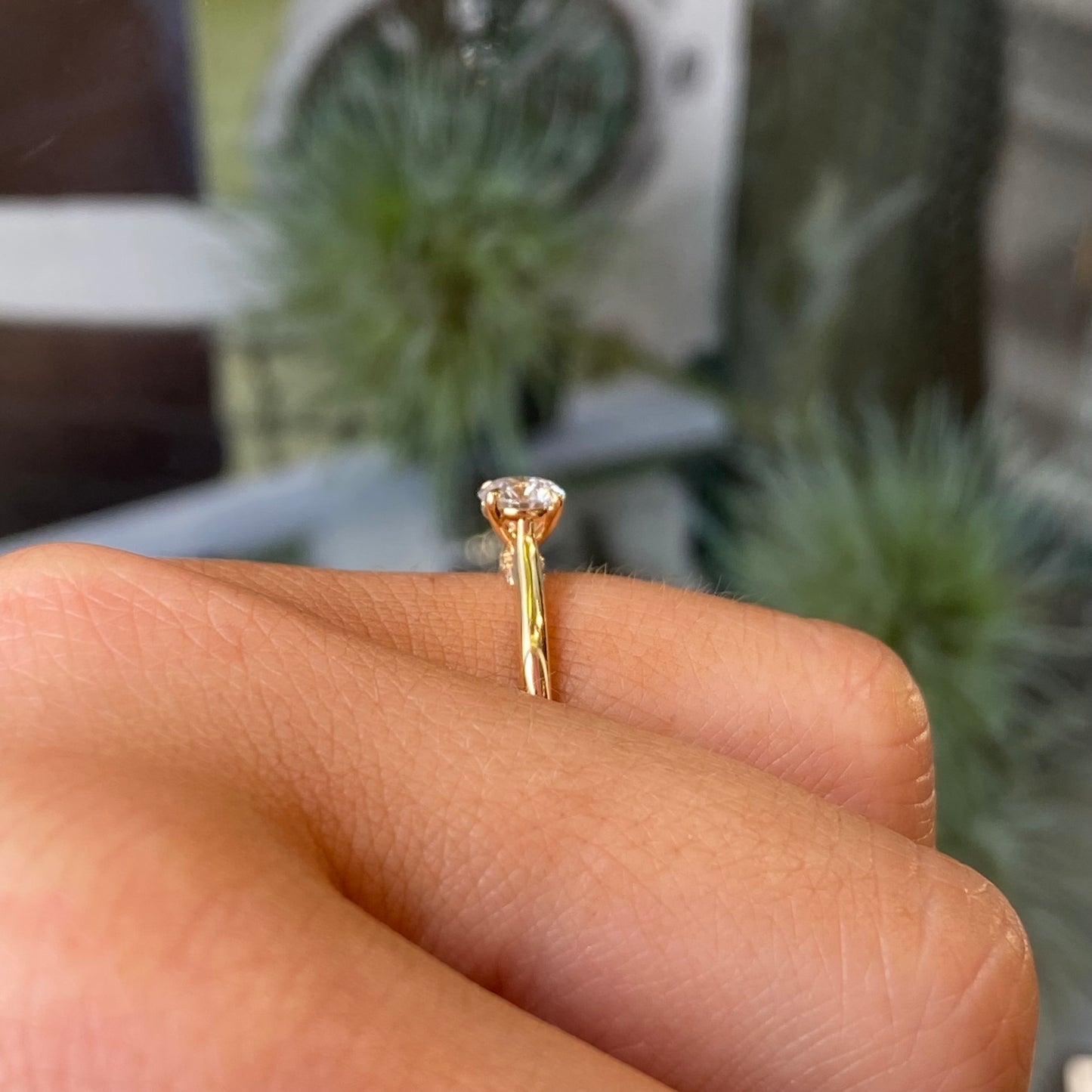 18ct Gold Solitaire Engagement Ring | Certificated Lab 0.51ct - John Ross Jewellers