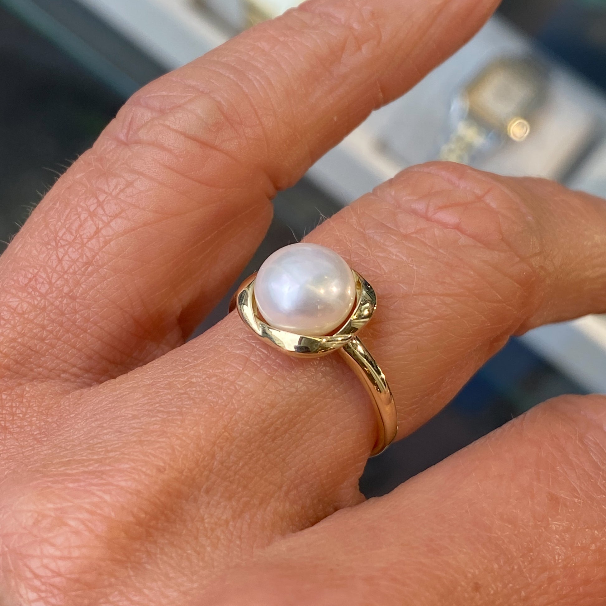 9ct Gold Bouton Pearl Ring - John Ross Jewellers