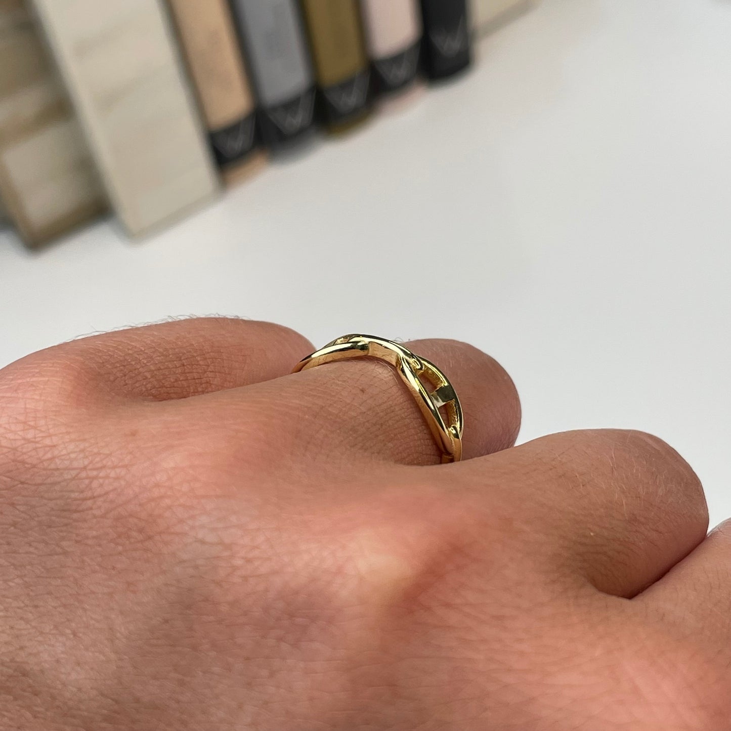 Sunshine Stirrup Link Ring - John Ross Jewellers