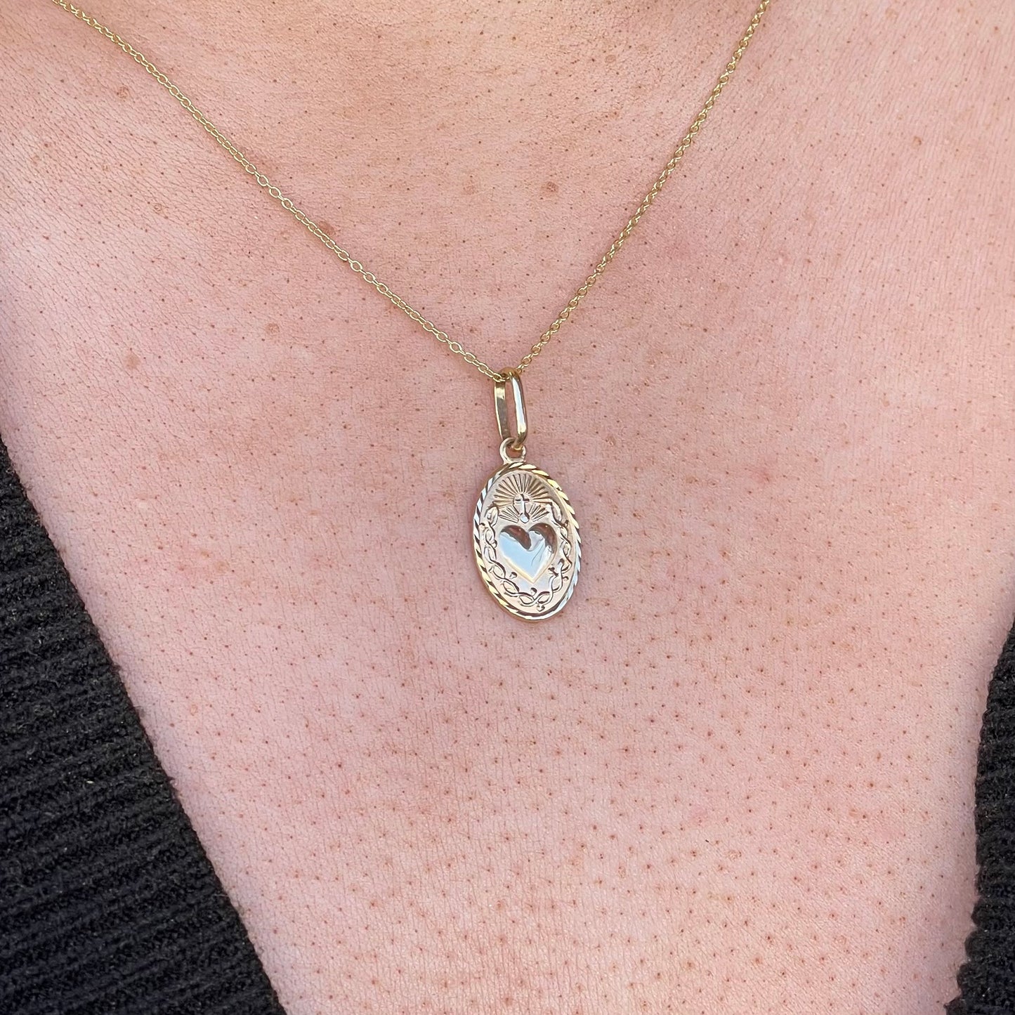 9ct Gold Sacred Heart Medal Necklace | Small