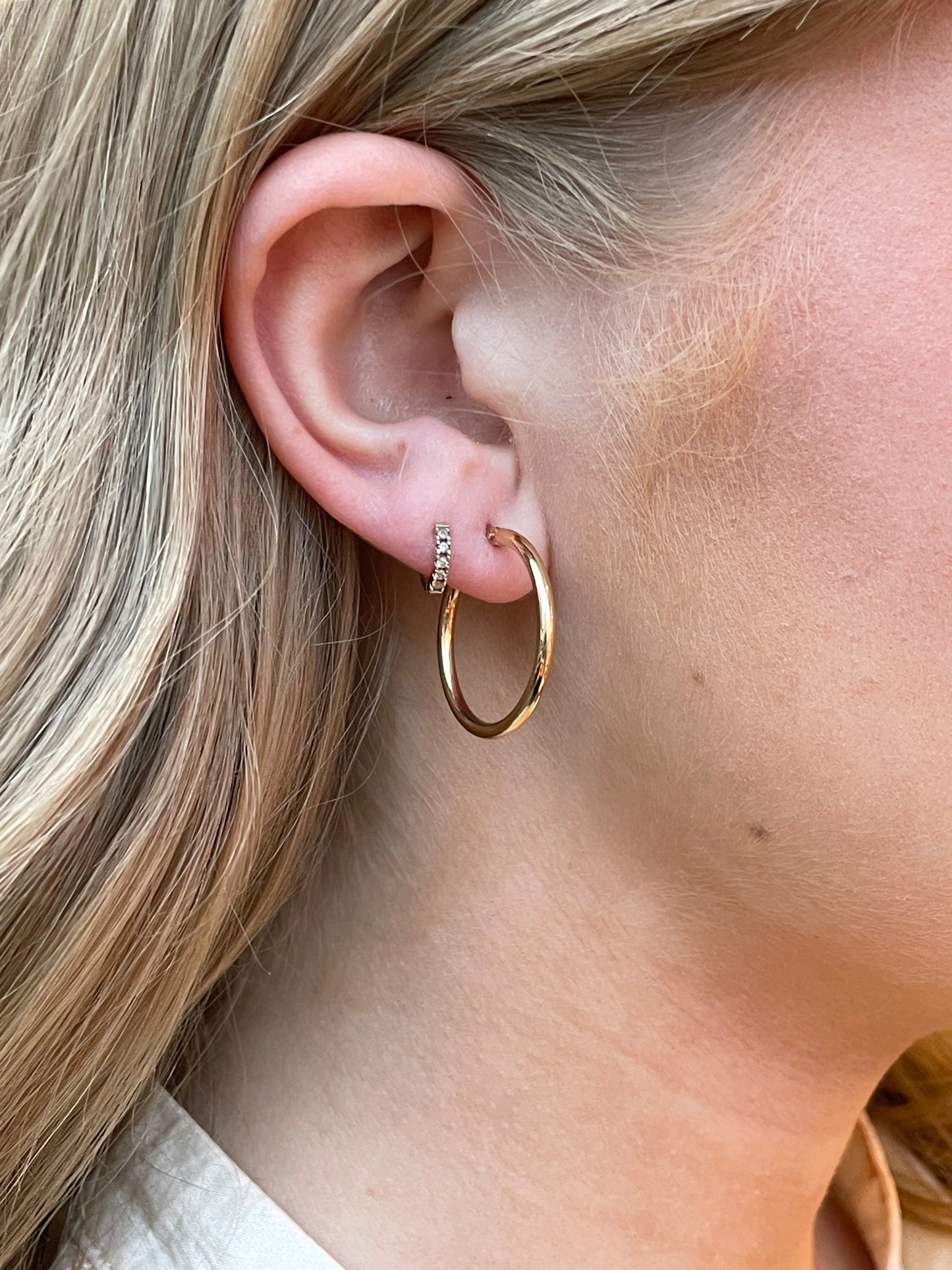 9ct Gold Skinny Tube Hoop Earrings 20mm - John Ross Jewellers