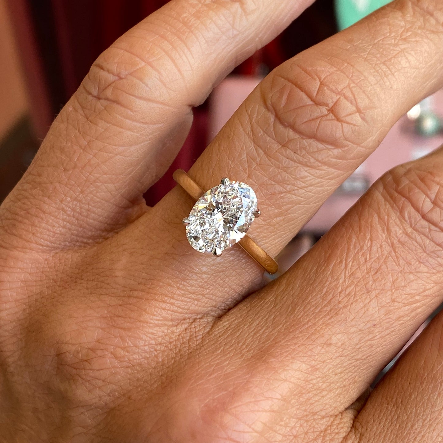 18ct Gold Oval Solitaire Engagement Ring | 2.52ct Certificated Lab