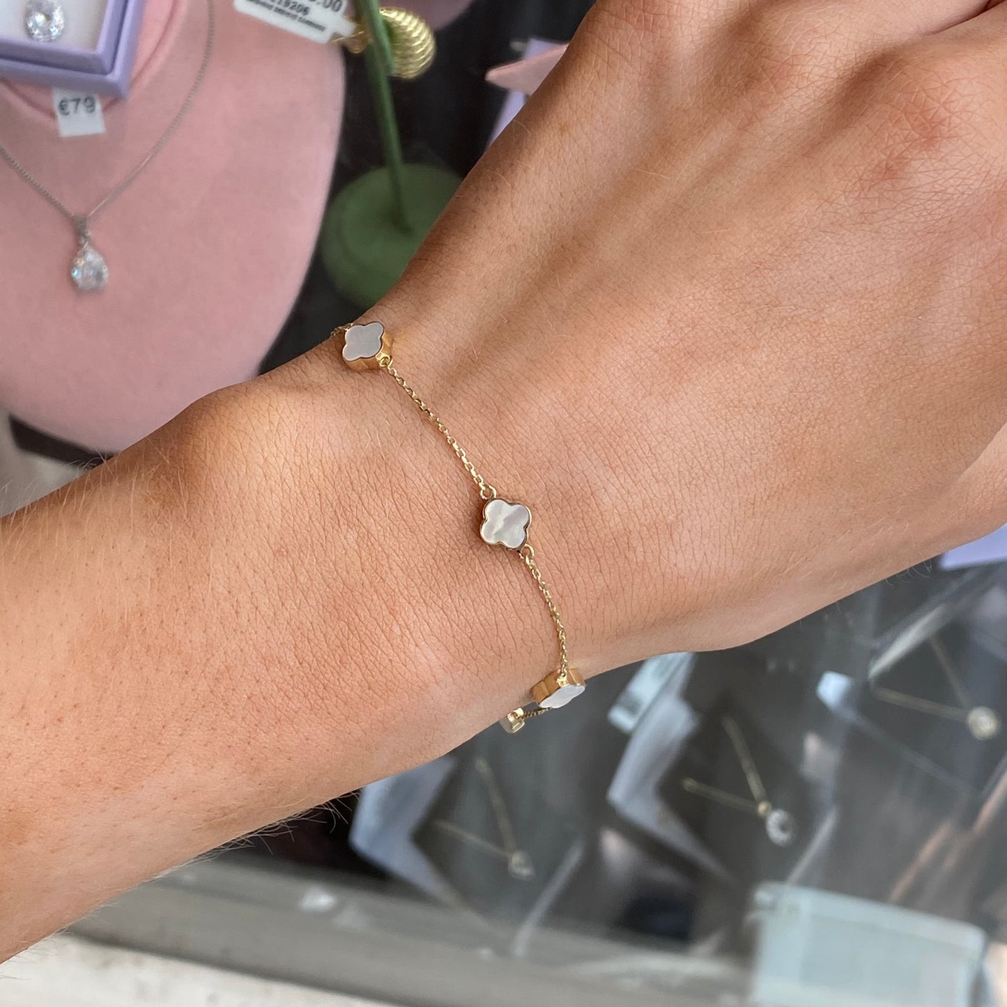 9ct Gold Mother of Pearl Quatrefoil Bracelet | 7mm - John Ross Jewellers