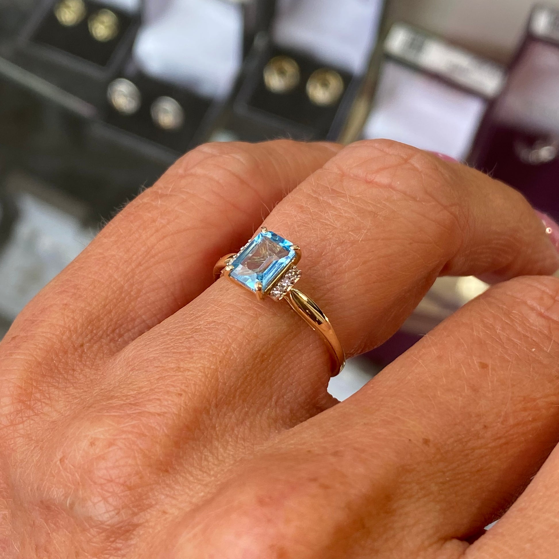9ct Gold Sky Blue Topaz & Diamond Ring - John Ross Jewellers