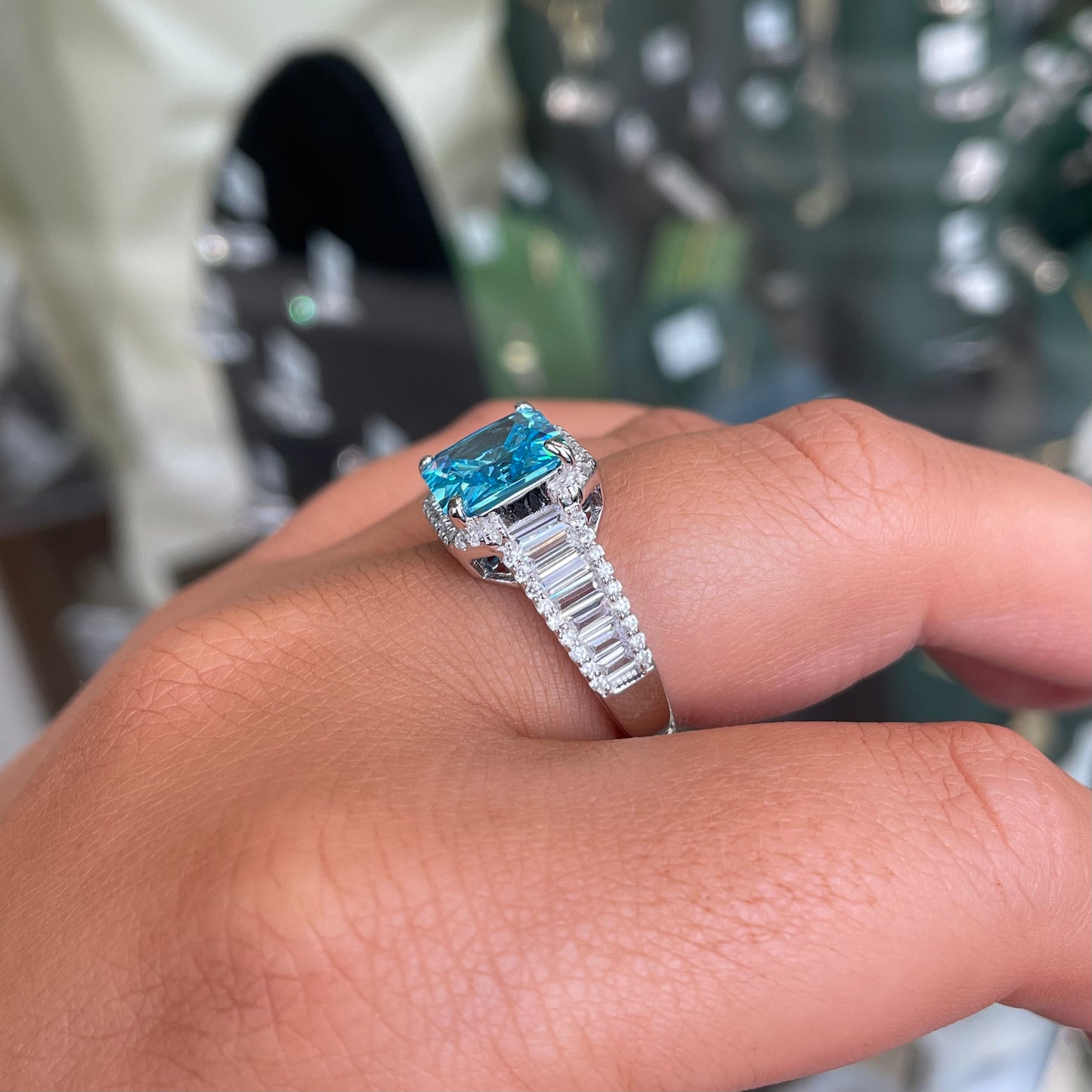 Sunshine Statement Halo Ring | Aqua Blue