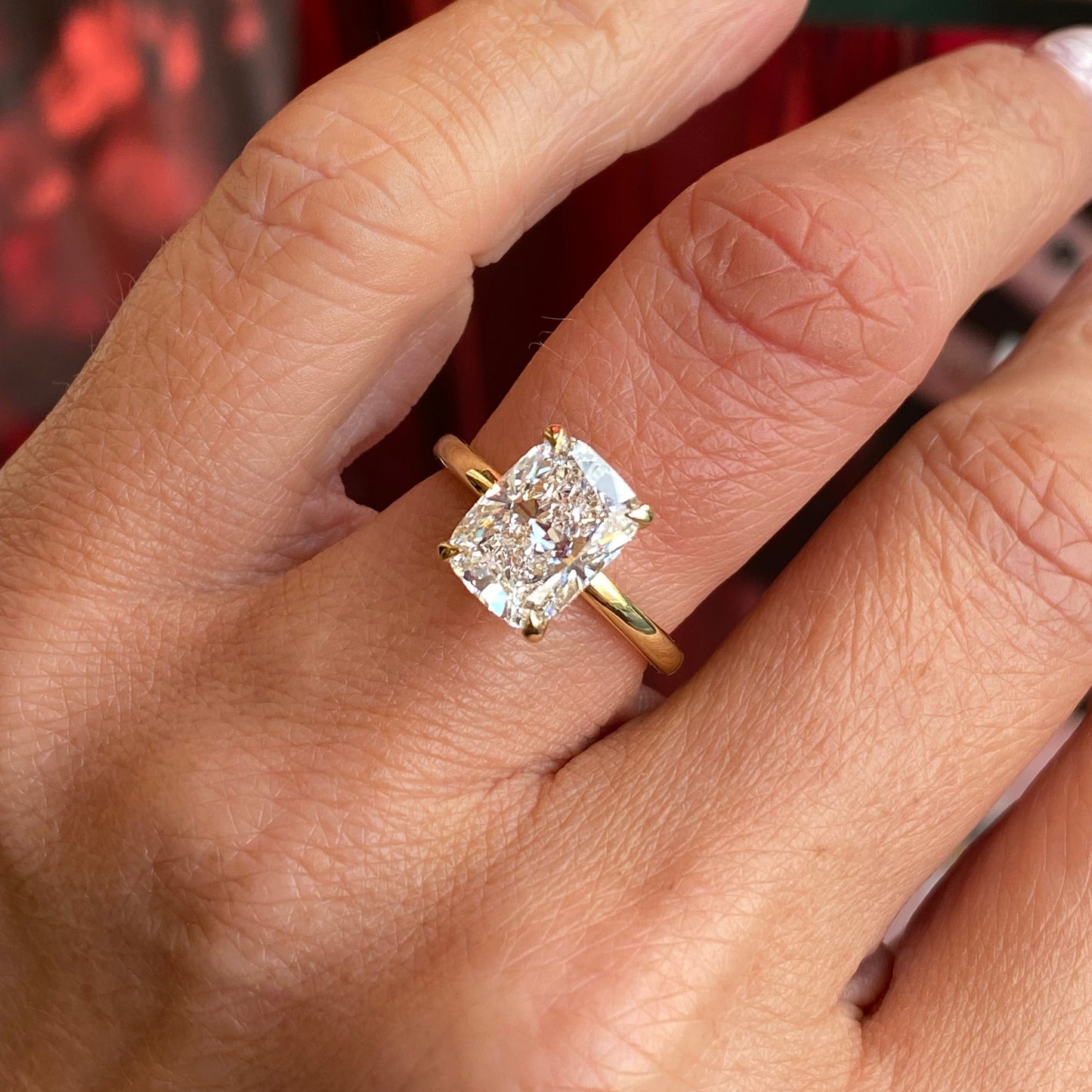 18ct gold radiant solitaire engagement ring with a 3.00ct lab-certified diamond by LMJ, featuring a classic and elegant design.