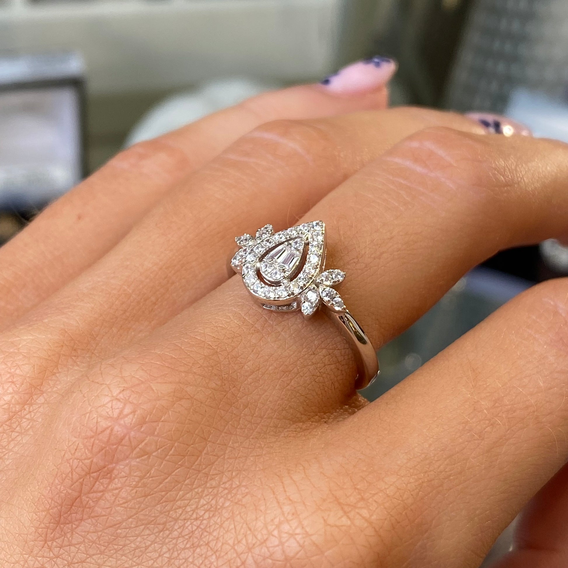 Silver Alora Ring - John Ross Jewellers