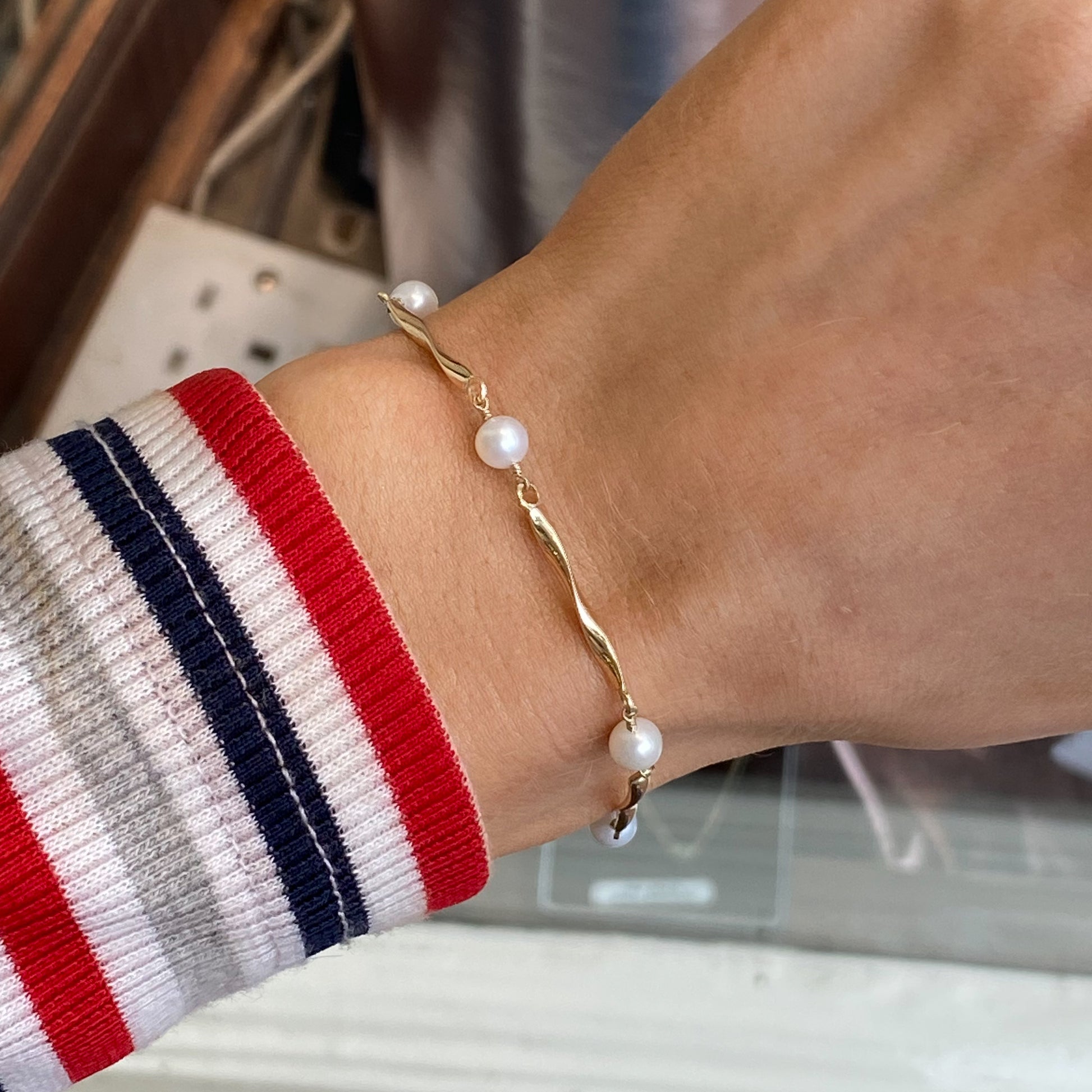 9ct Gold Cultured Pearl Fancy Link Bracelet - John Ross Jewellers