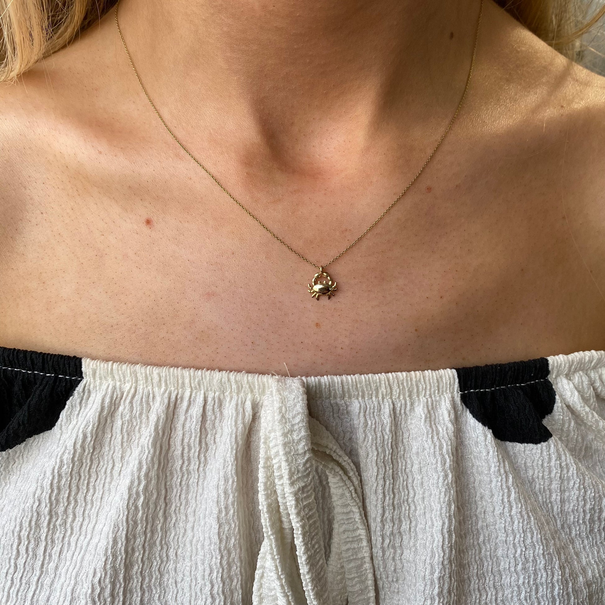 REBECCA Sentiment Necklace | Trust 9ct Yellow Gold - John Ross Jewellers