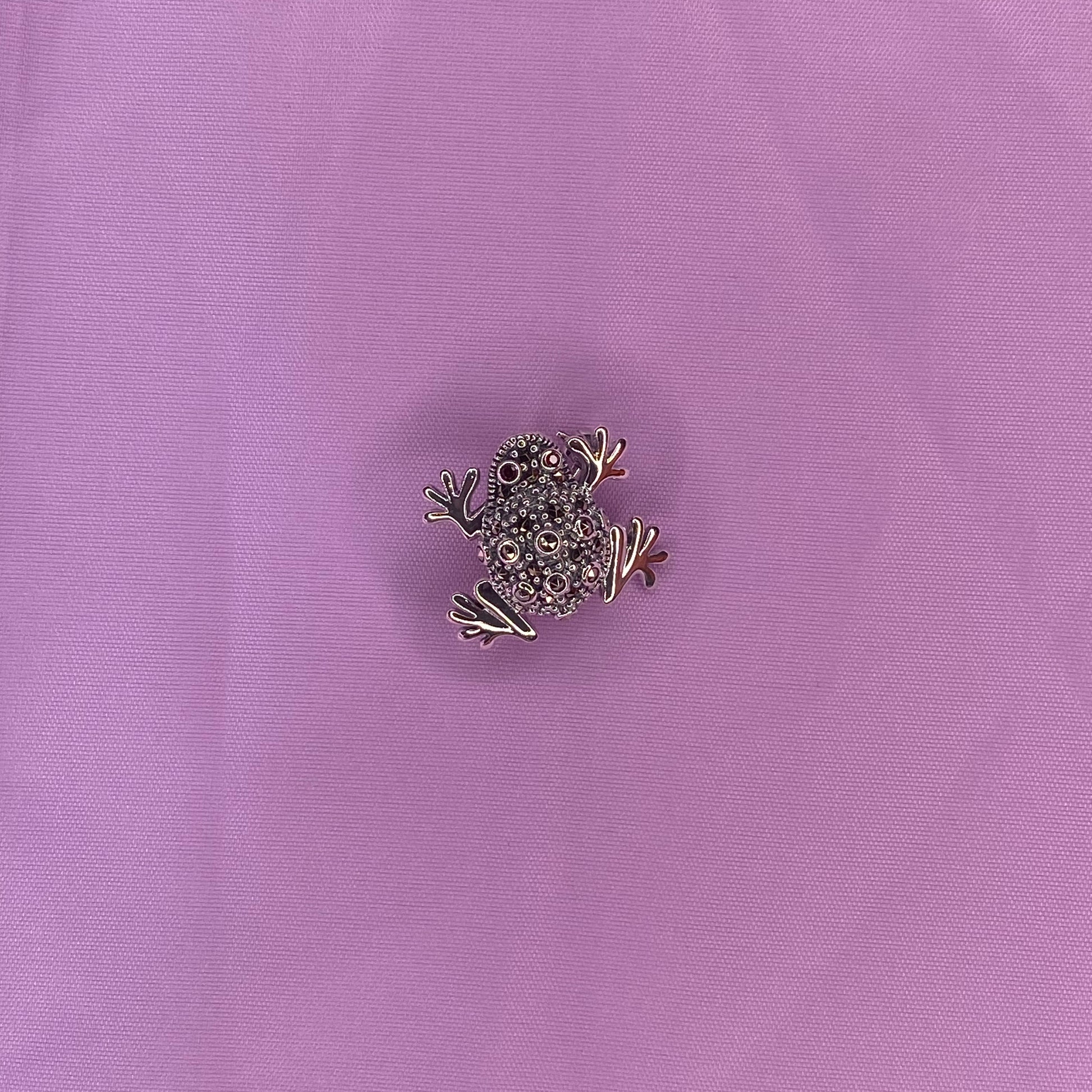 Silver Marcasite Little Frog Brooch - John Ross Jewellers