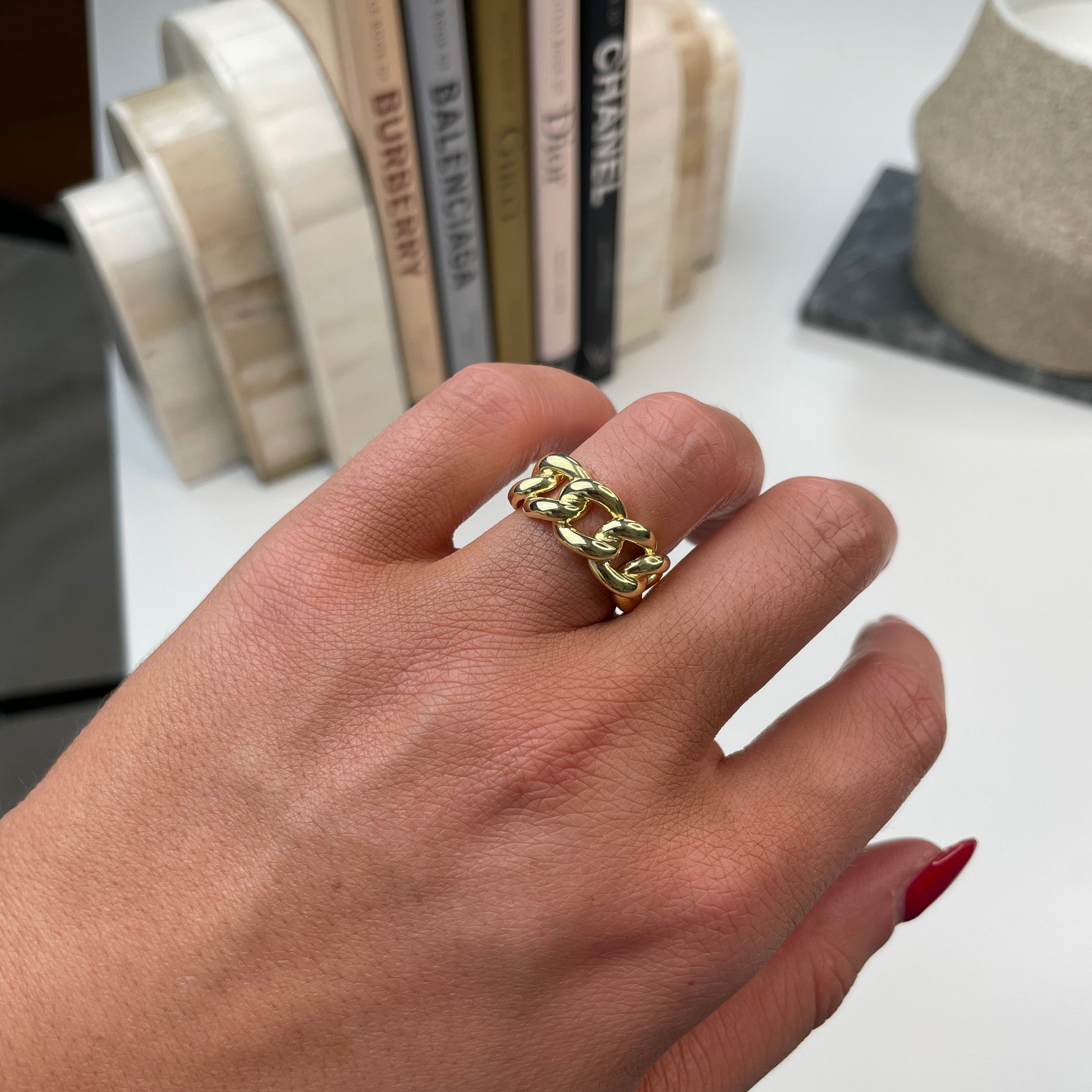 Sunshine Chunky Curb Chain Ring - John Ross Jewellers