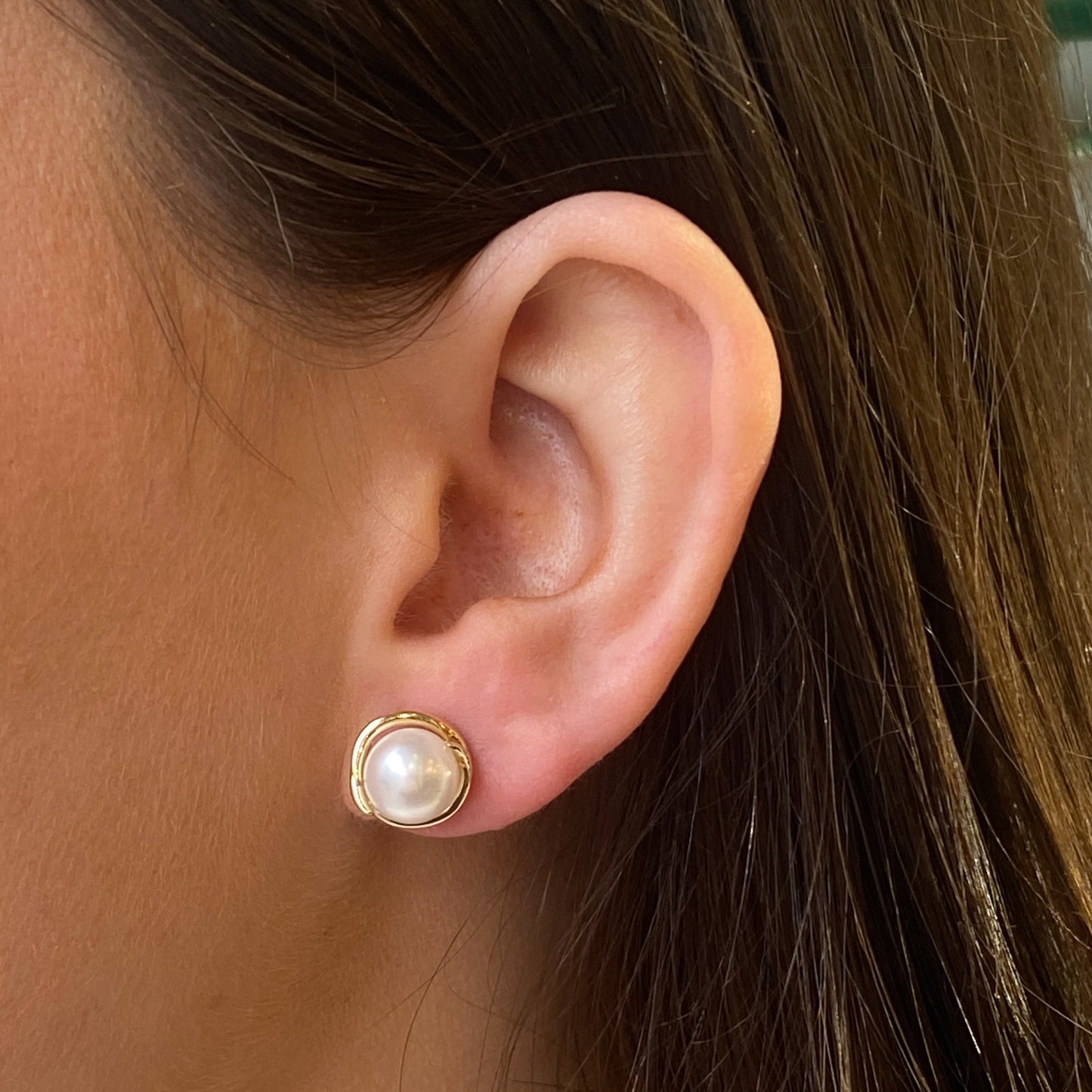 9ct Gold Freshwater Pearl Swirl Stud Earrings - John Ross Jewellers