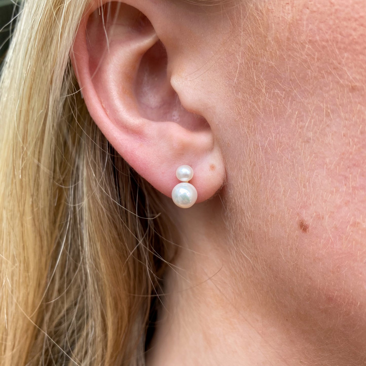9ct Gold Freshwater Pearl Double Stud Earrings - John Ross Jewellers