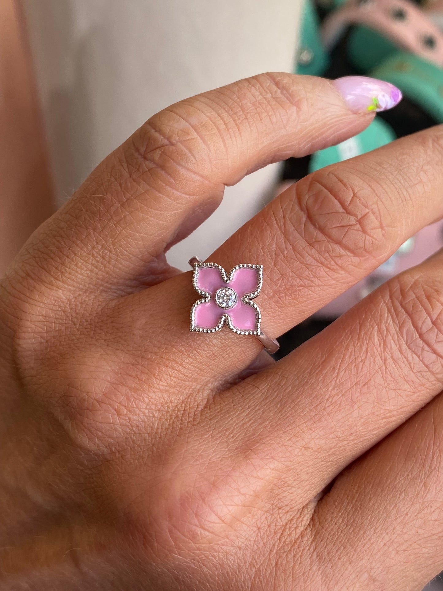 Lanza 18ct white gold Venetian quatrefoil diamond ring with peony pink accents, showcasing intricate design and sparkling gemstones.