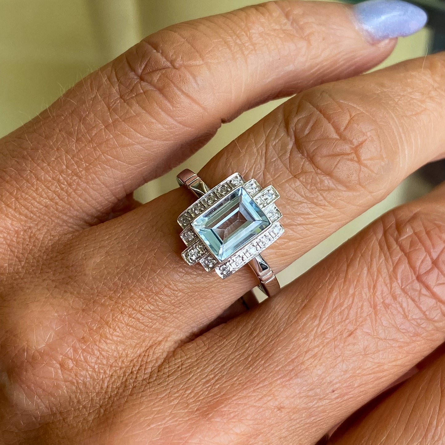 9ct White Gold Blue Topaz & Diamond Ring