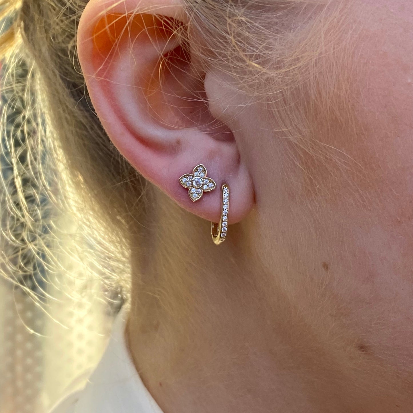 9ct Gold CZ Louis Stud Earrings