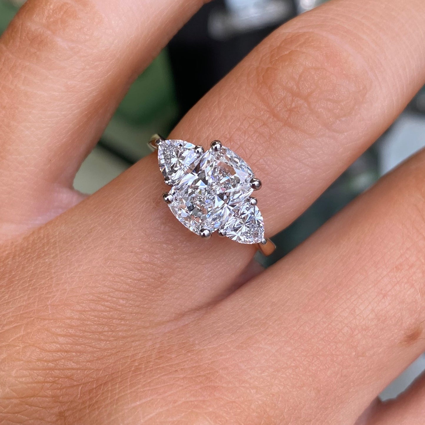 18ct Gold Trilogy Engagement Ring | Certificated Lab 2.68ct