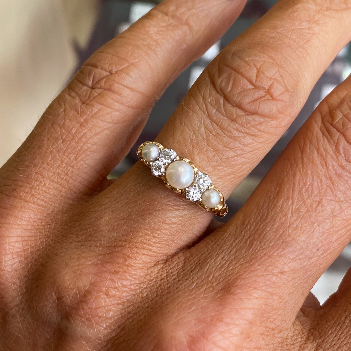 9ct Gold Pearl & Diamond Ring