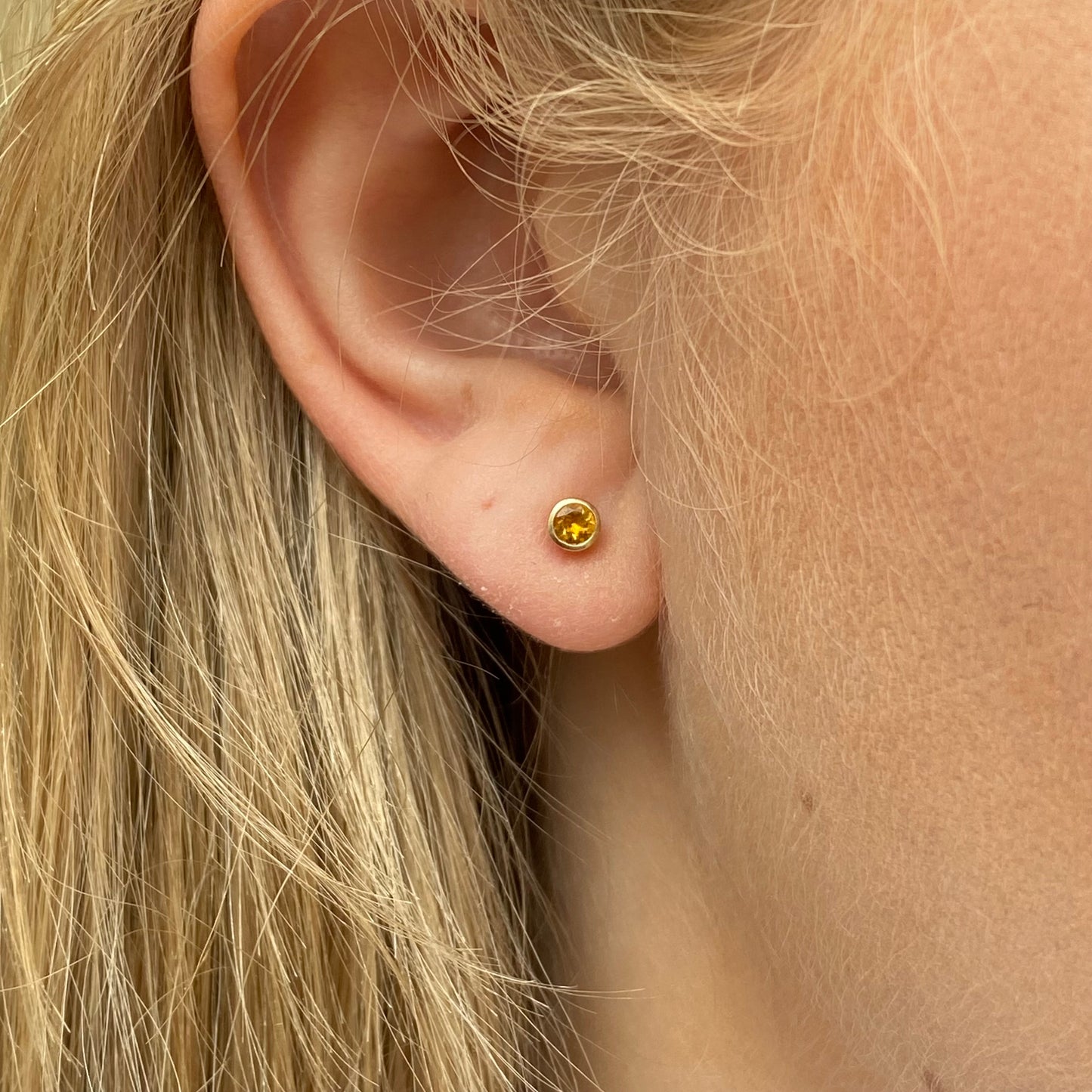 9ct Gold Bezel Set Round Imperial Topaz Stud Earrings | 3mm