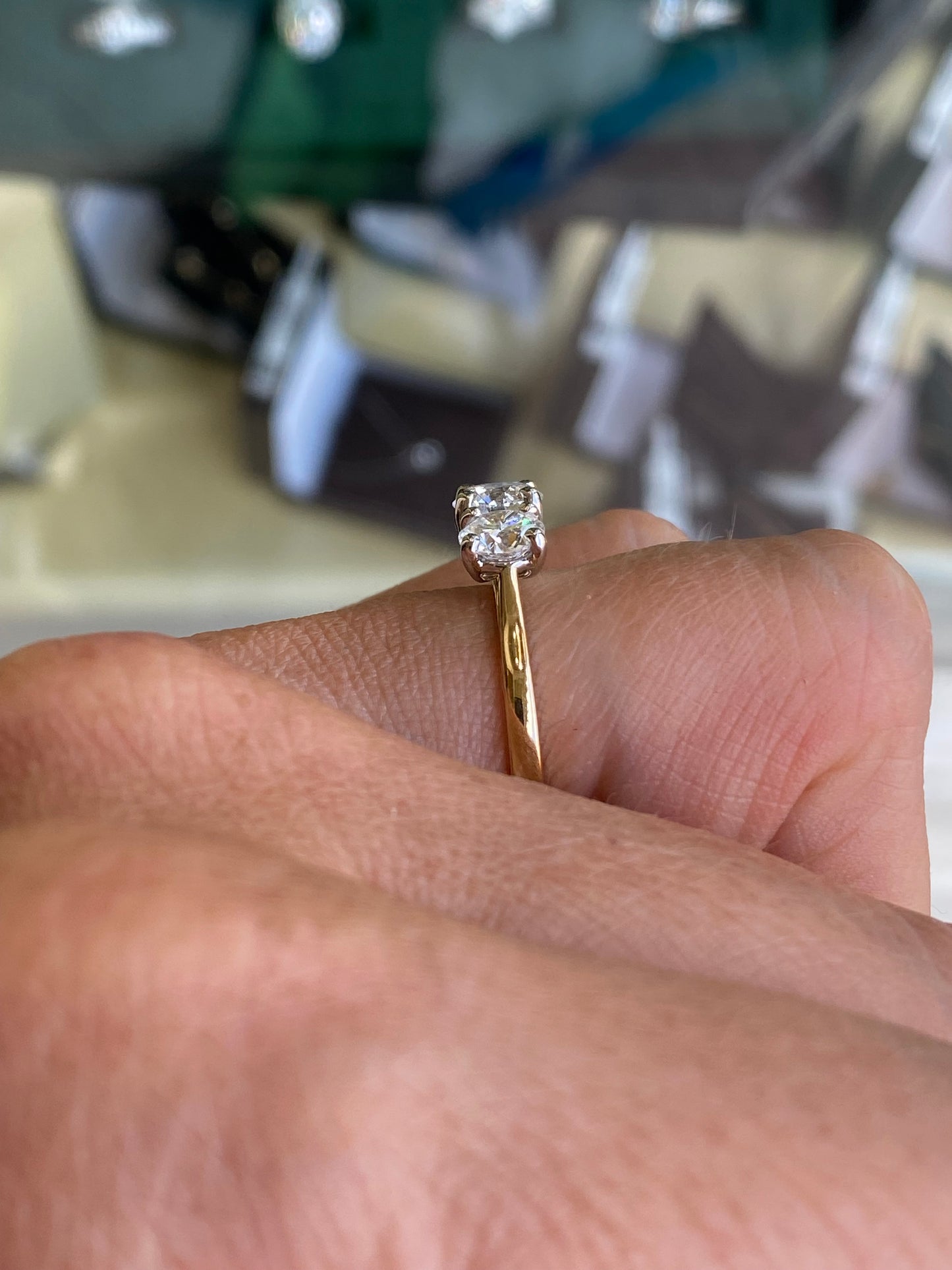 18ct Gold Trilogy Engagement Ring | Certificated Lab 2.11ct